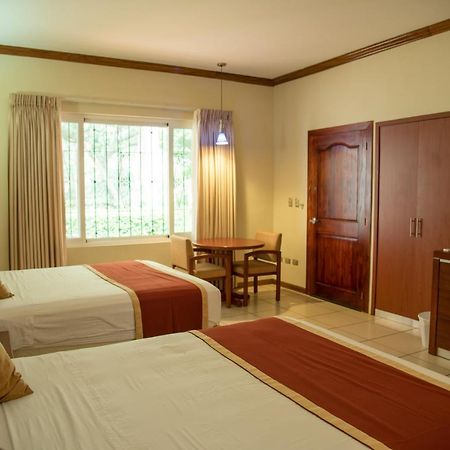 Pato Canales Hotel & Resort San Luis Kültér fotó